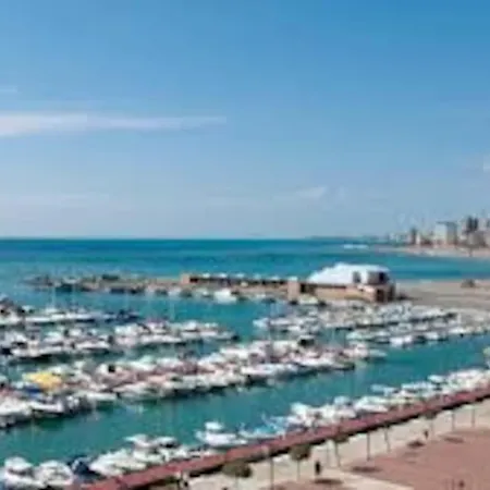 A 1 Minuto De La Playa Del Campello Apartmán *